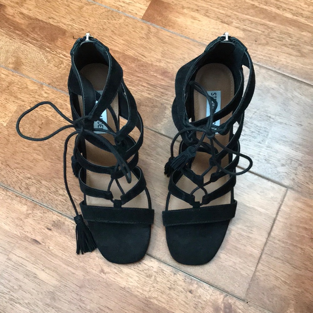 Steve Madden Lace up Heels - Picture 4 of 4